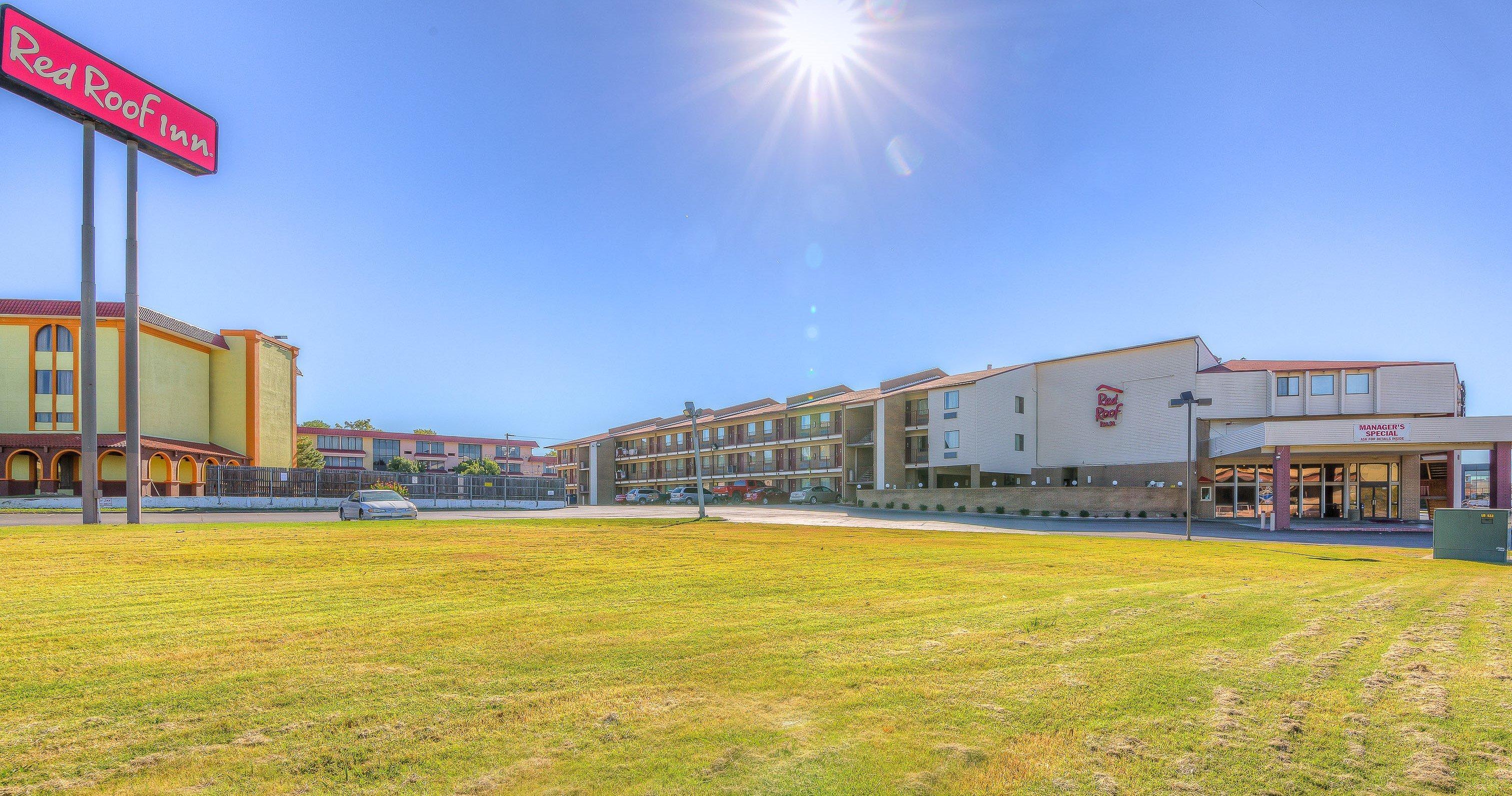 Red Roof Inn Tulsa Kültér fotó